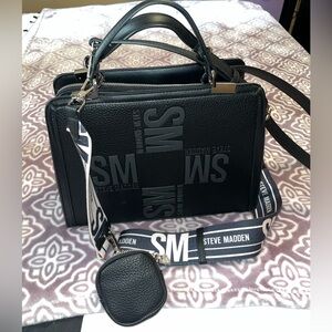 Black Steve Madden purse